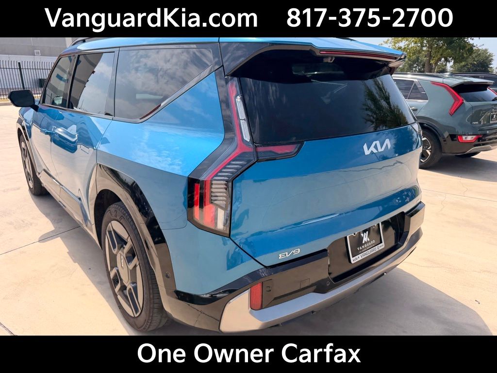 kia ev9 2024 KNDAEFS56R6022046 image kia ev9 2024 KNDAEFS56R6022046 image