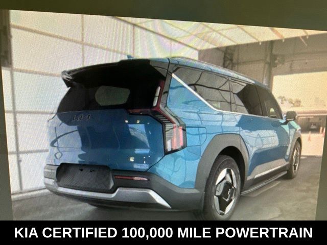 kia ev9 2024 KNDAFFS5XR6046105 image kia ev9 2024 KNDAFFS5XR6046105 image