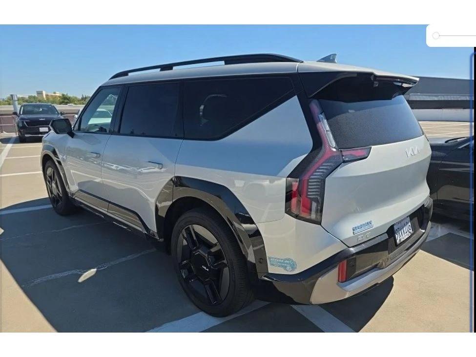 kia ev9 2024 KNDAEFS56R6047514 image kia ev9 2024 KNDAEFS56R6047514 image