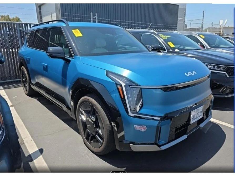 kia ev9 2024 KNDAEFS56R6023651 image kia ev9 2024 KNDAEFS56R6023651 image