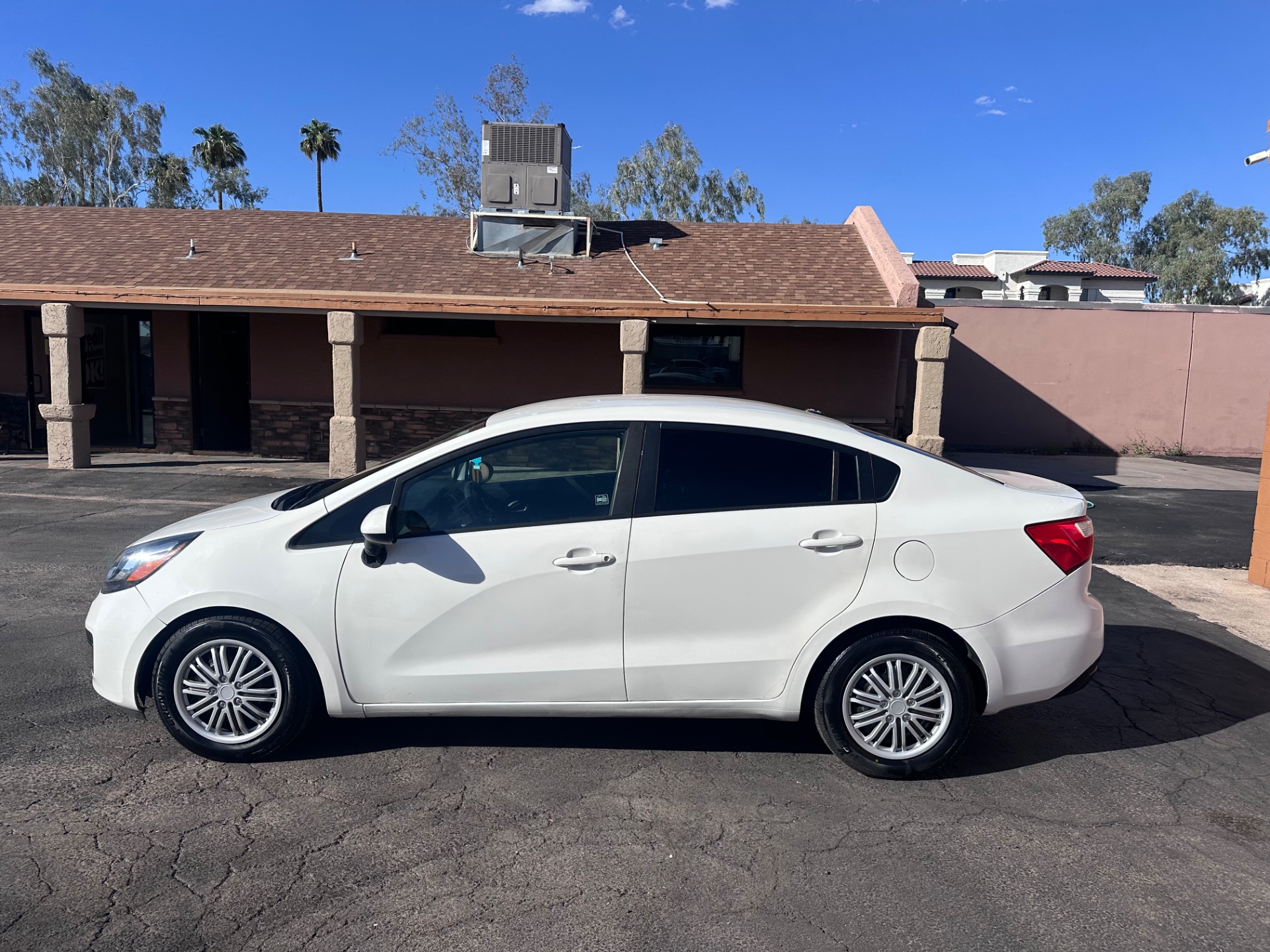 kia rio 2014 KNADM4A37E6398413 image kia rio 2014 KNADM4A37E6398413 image
