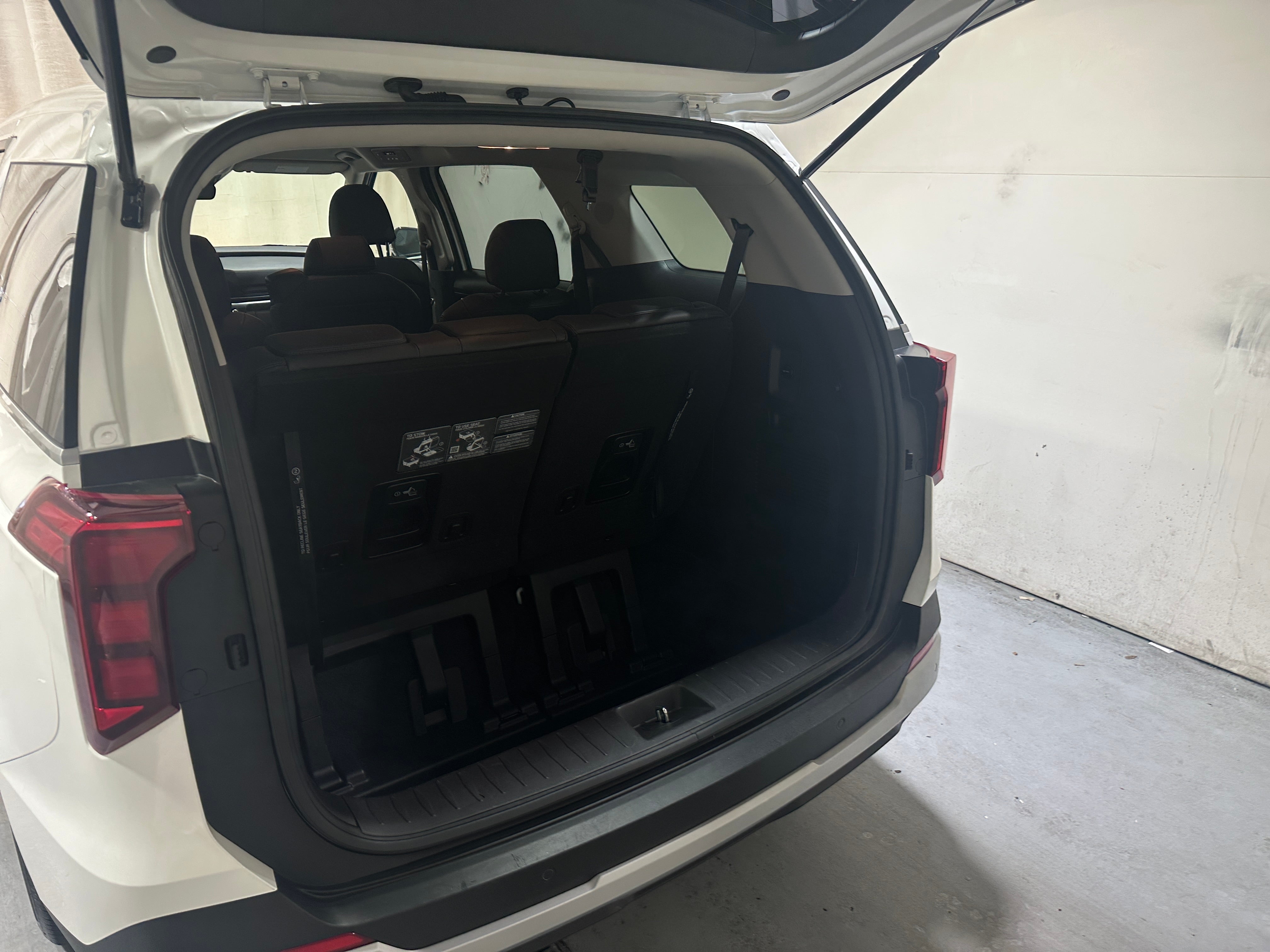 kia carnival 2026 KNDNB5K35T6586913 image kia carnival 2026 KNDNB5K35T6586913 image