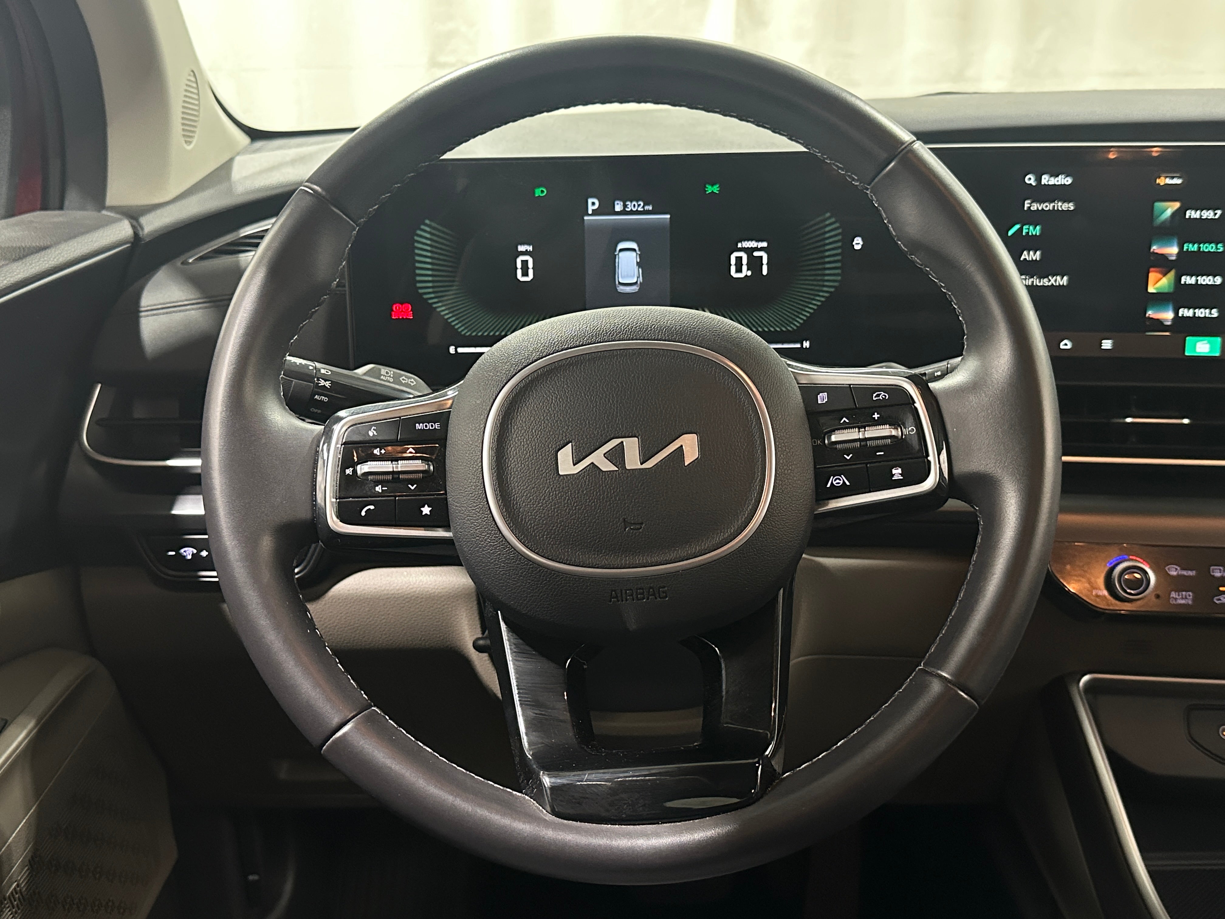 kia carnival 2026 KNDNB5K32T6571852 image kia carnival 2026 KNDNB5K32T6571852 image