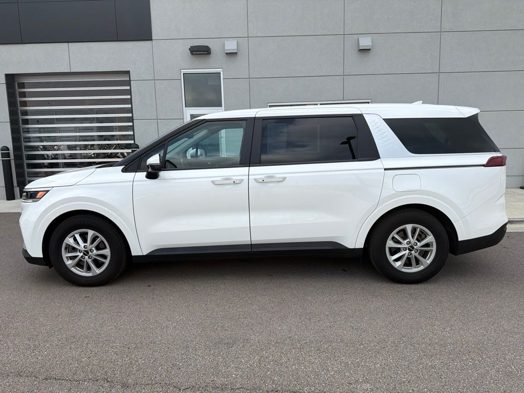 kia carnival 2024 KNDNB4H37R6341010 image kia carnival 2024 KNDNB4H37R6341010 image