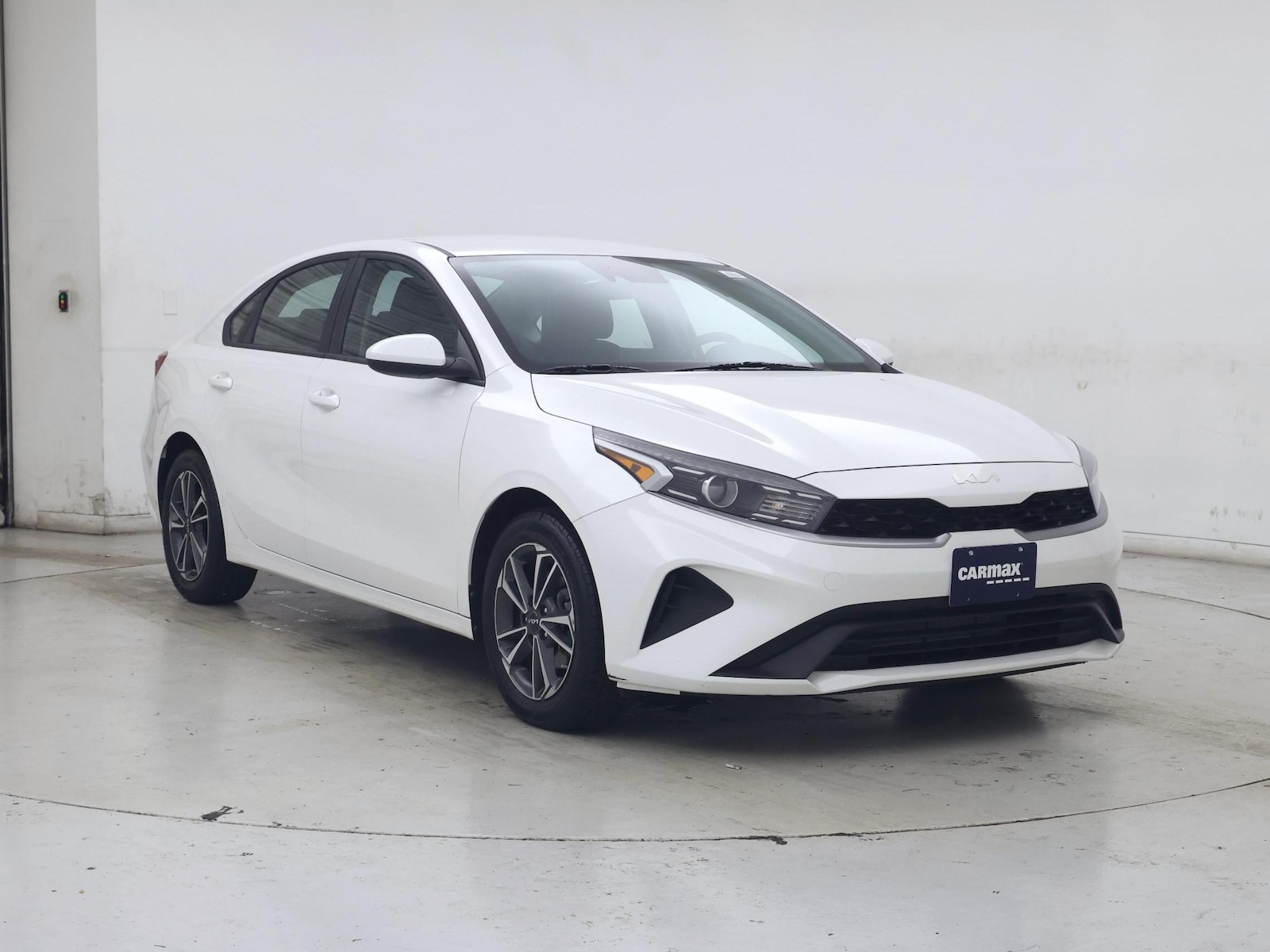 kia forte 2023 3KPF24AD9PE586549 image kia forte 2023 3KPF24AD9PE586549 image