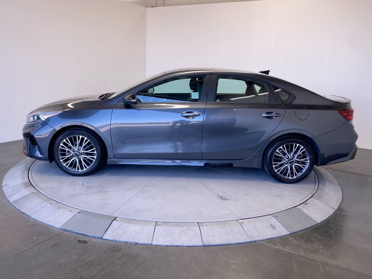 kia forte 2023 3KPF54AD5PE670083 image kia forte 2023 3KPF54AD5PE670083 image