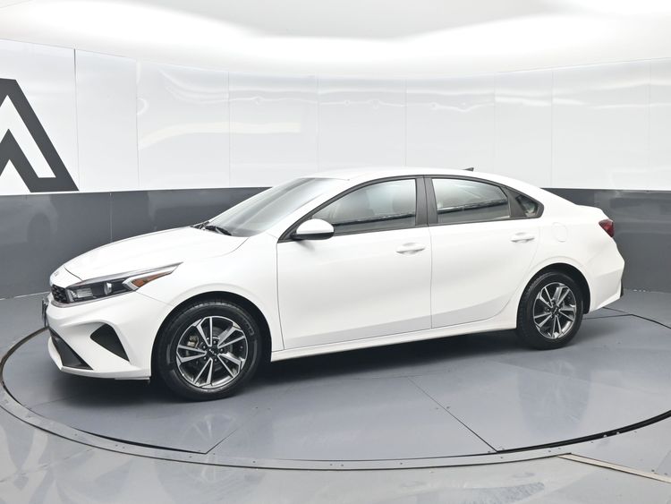 kia forte 2023 3KPF24AD1PE540438 image kia forte 2023 3KPF24AD1PE540438 image
