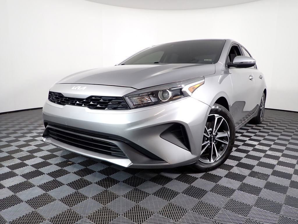 kia forte 2023 3KPF24AD8PE572142 image kia forte 2023 3KPF24AD8PE572142 image