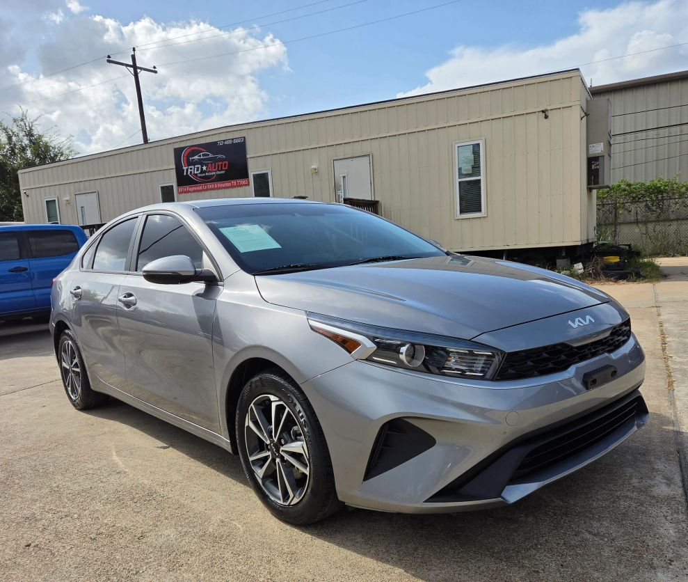 kia forte 2023 3KPF24AD4PE683870 image kia forte 2023 3KPF24AD4PE683870 image