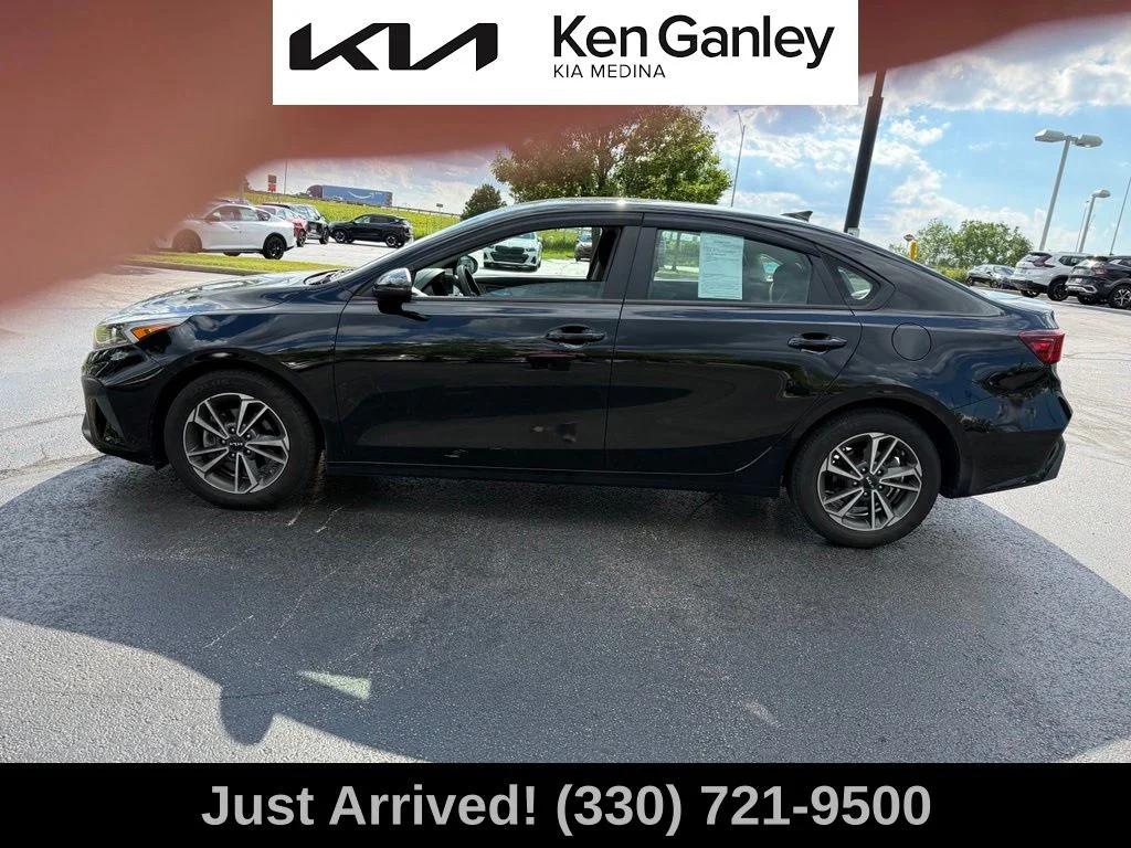 kia forte 2023 3KPF24AD4PE647466 image kia forte 2023 3KPF24AD4PE647466 image