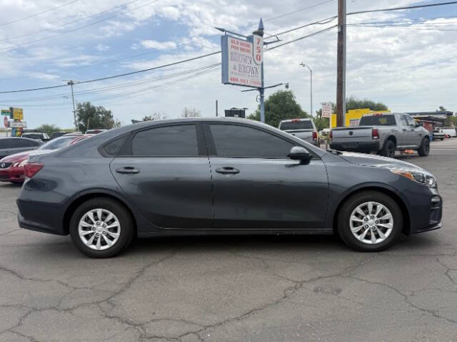 kia forte 2021 3KPF24AD7ME310947 image kia forte 2021 3KPF24AD7ME310947 image
