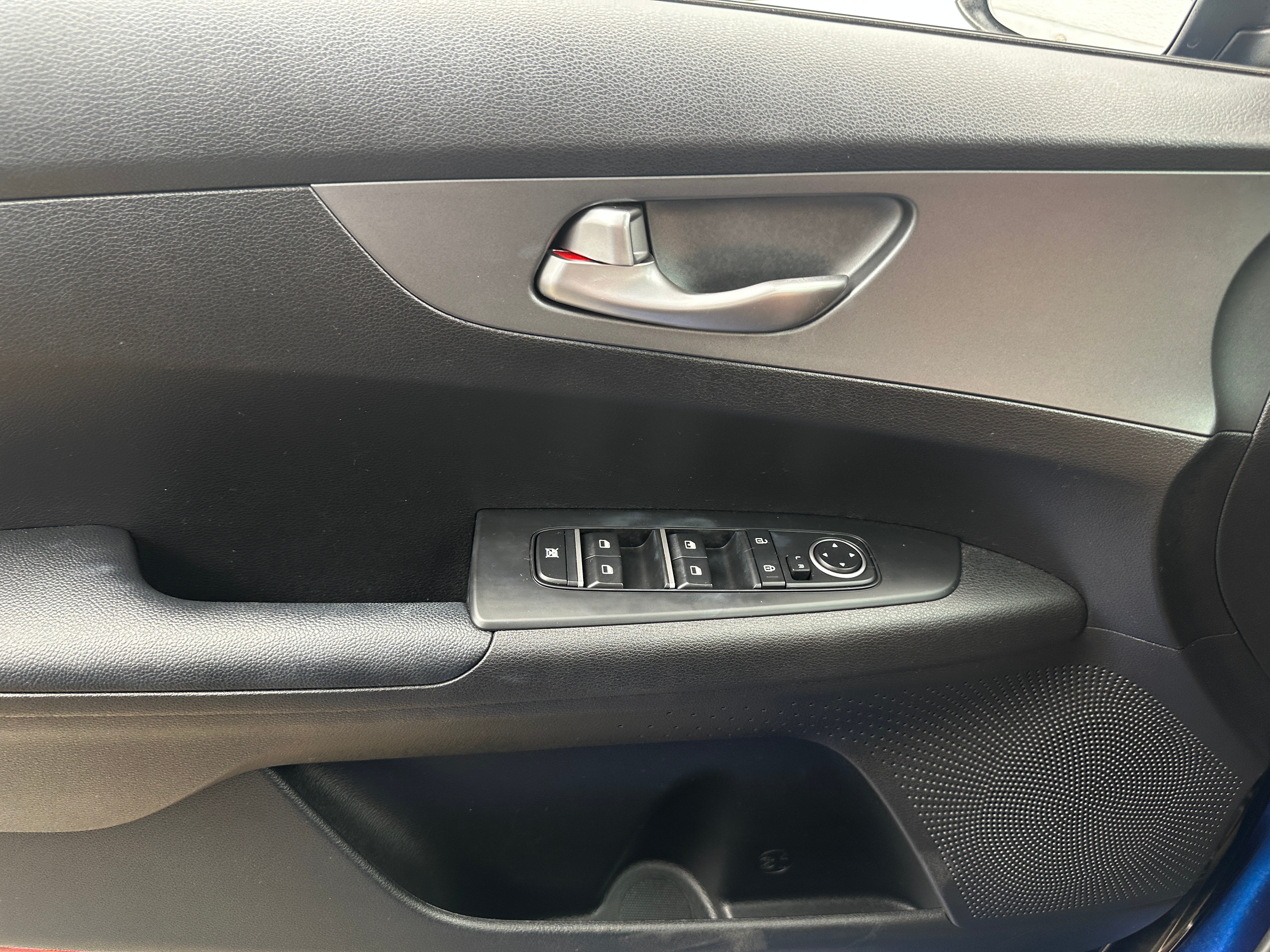 kia forte 2021 3KPF24AD5ME369883 image kia forte 2021 3KPF24AD5ME369883 image