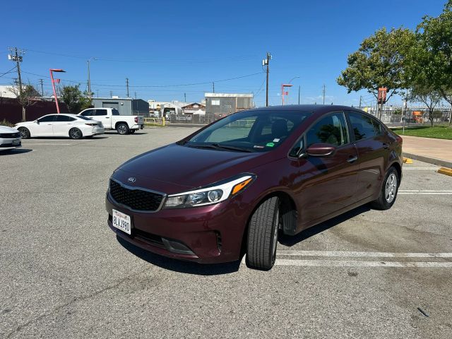 kia forte 2017 3KPFK4A71HE093668 image kia forte 2017 3KPFK4A71HE093668 image