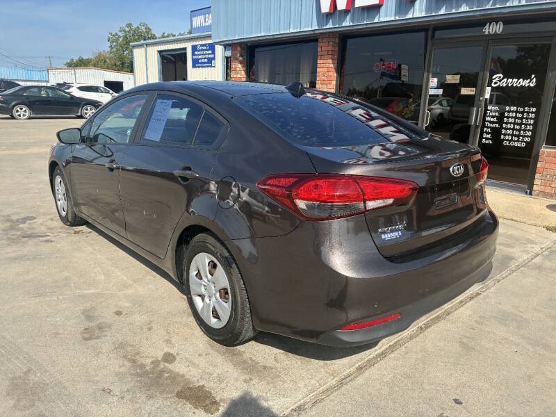 kia forte 2017 3KPFK4A75HE113856 image kia forte 2017 3KPFK4A75HE113856 image