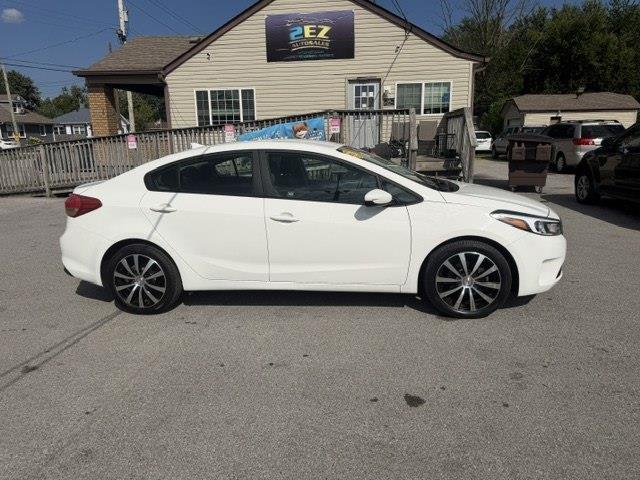 kia forte 2017 3KPFK4A78HE067410 image kia forte 2017 3KPFK4A78HE067410 image