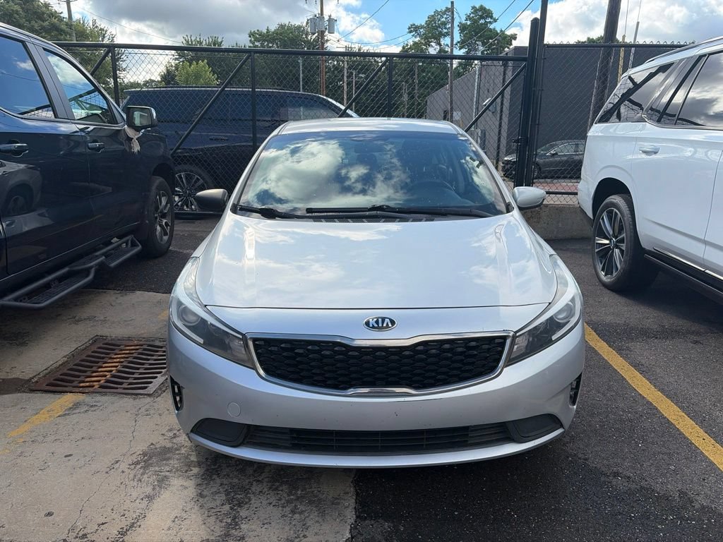 kia forte 2017 3KPFK4A71HE027587 image kia forte 2017 3KPFK4A71HE027587 image