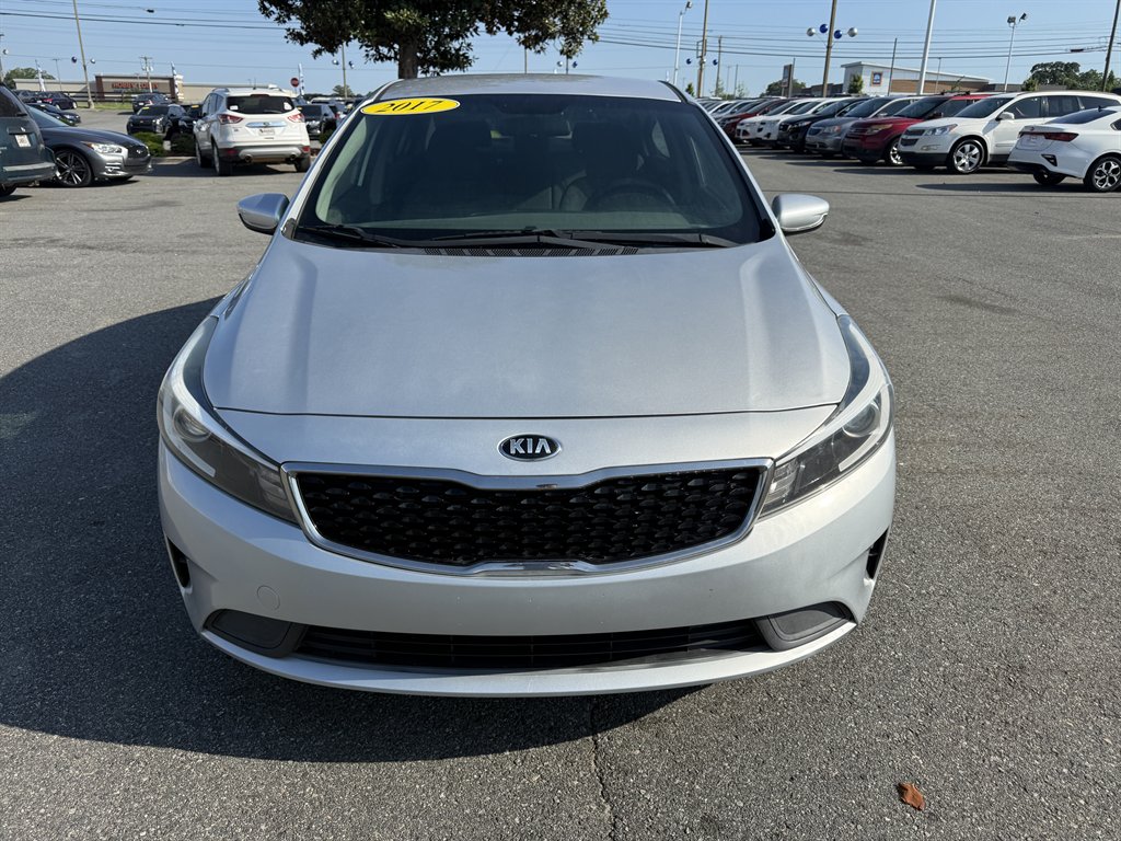 kia forte 2017 3KPFK4A77HE105063 image kia forte 2017 3KPFK4A77HE105063 image