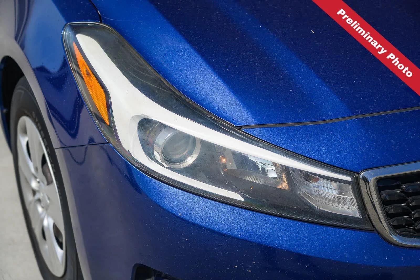 kia forte 2017 3KPFK4A72HE059402 image kia forte 2017 3KPFK4A72HE059402 image