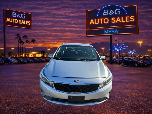 kia forte 2017 3KPFK4A71HE120545 image kia forte 2017 3KPFK4A71HE120545 image