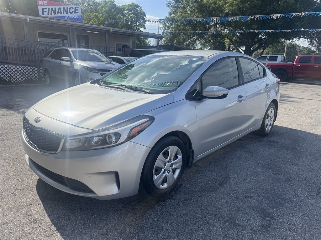 kia forte 2017 3KPFK4A75HE096508 image kia forte 2017 3KPFK4A75HE096508 image