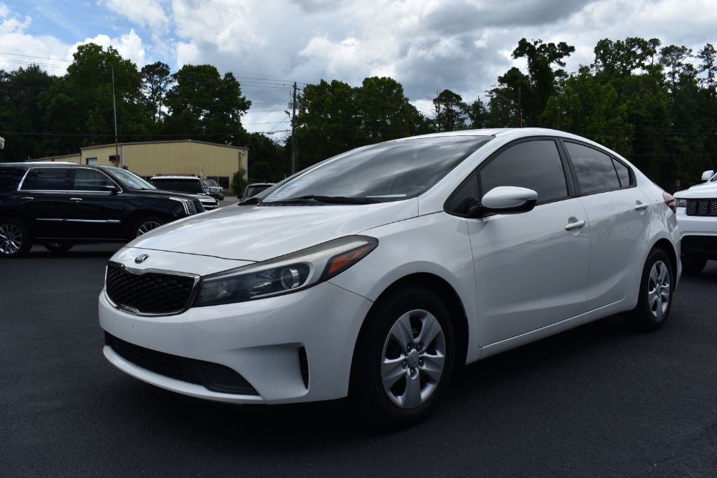 kia forte 2017 3KPFK4A7XHE057316 image kia forte 2017 3KPFK4A7XHE057316 image