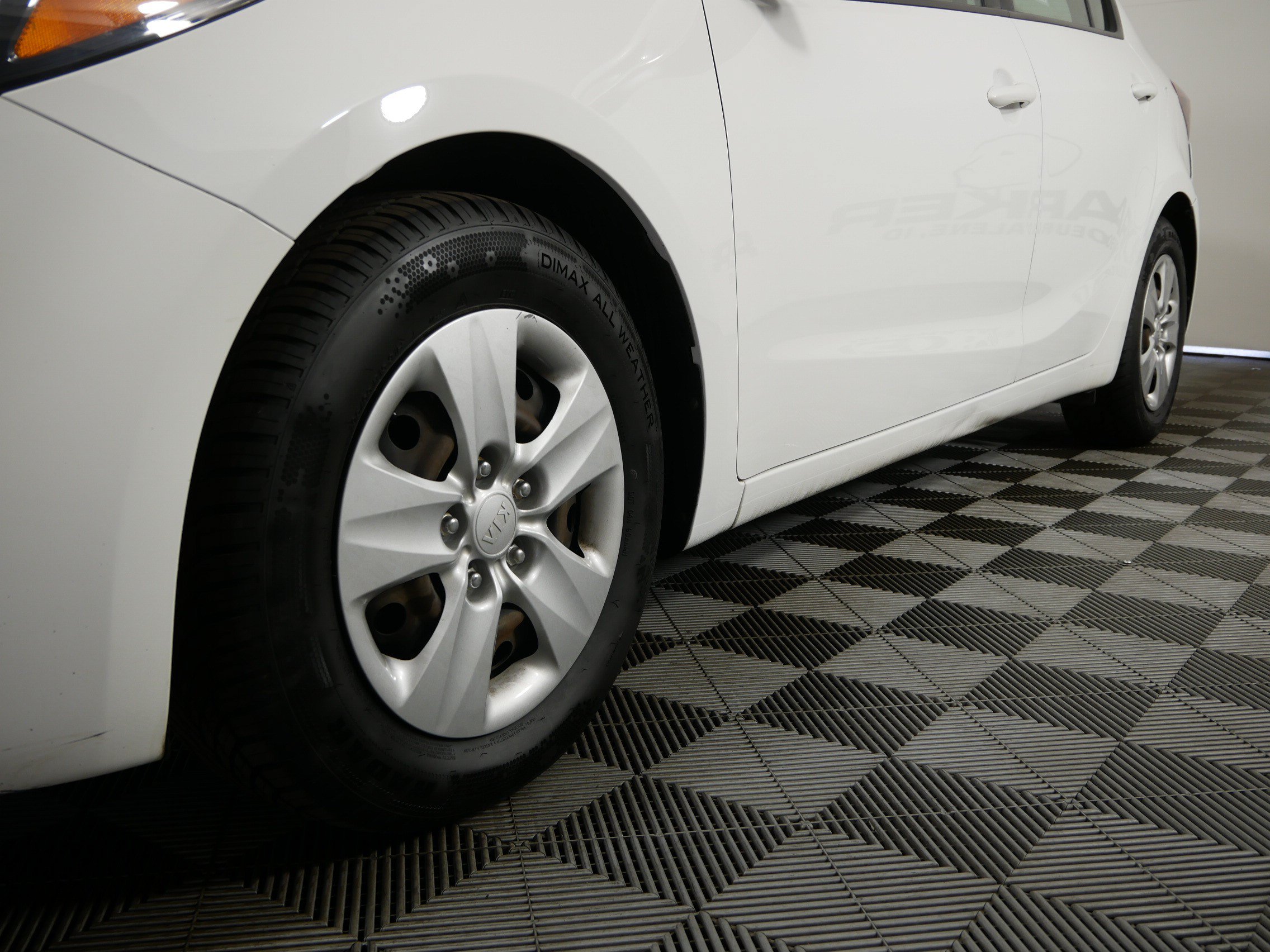 kia forte 2017 3KPFK4A71HE064848 image kia forte 2017 3KPFK4A71HE064848 image
