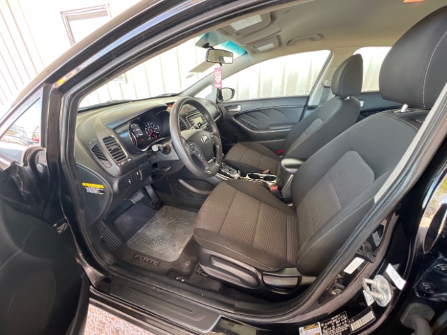 kia forte 2017 3KPFK4A73HE111197 image kia forte 2017 3KPFK4A73HE111197 image