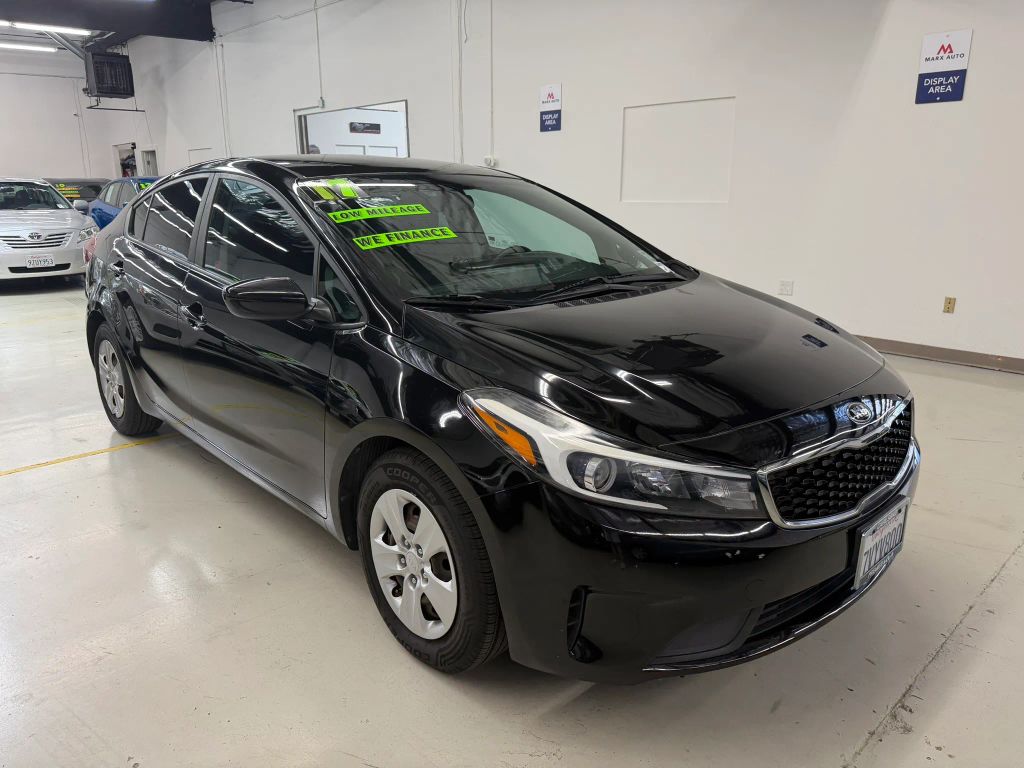 kia forte 2017 3KPFK4A78HE033094 image kia forte 2017 3KPFK4A78HE033094 image