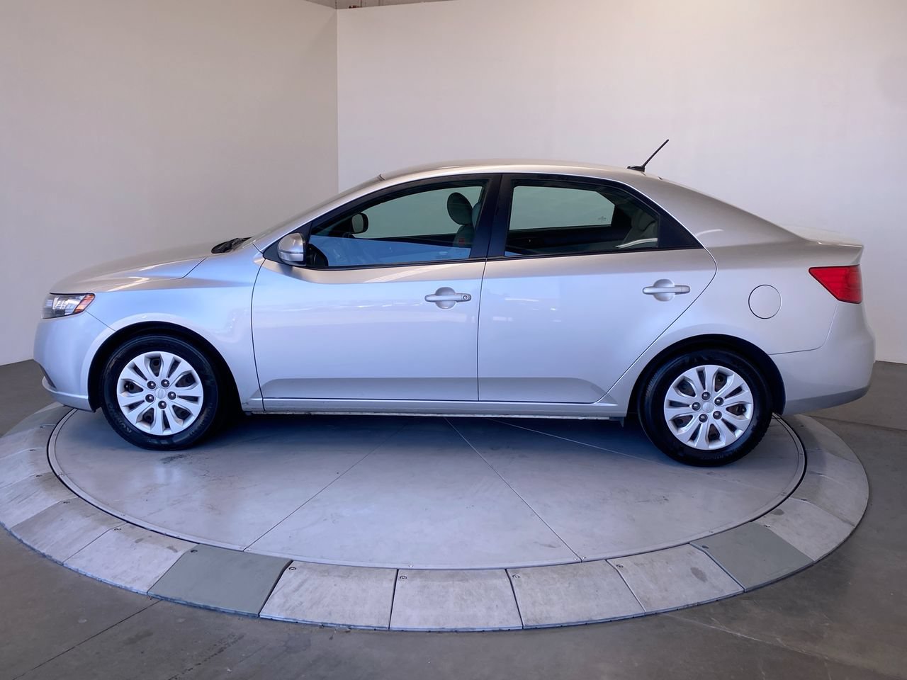 kia forte 2012 KNAFU4A29C5507215 image kia forte 2012 KNAFU4A29C5507215 image