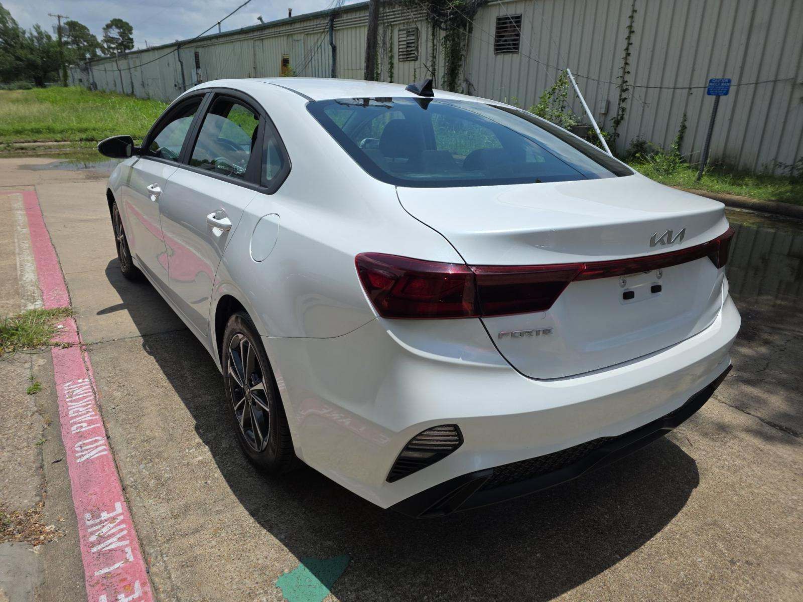 kia forte 2024 3KPF24AD2RE734284 image kia forte 2024 3KPF24AD2RE734284 image