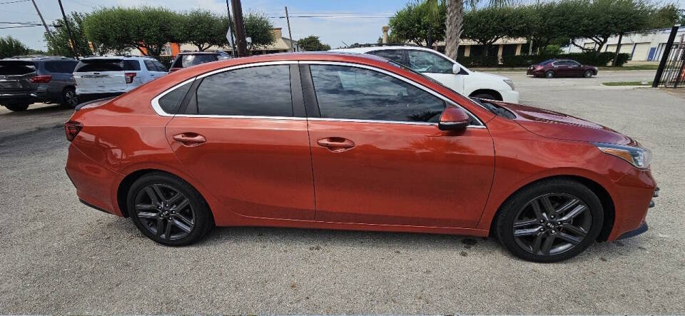 kia forte 2019 3KPF54AD8KE061224 image kia forte 2019 3KPF54AD8KE061224 image
