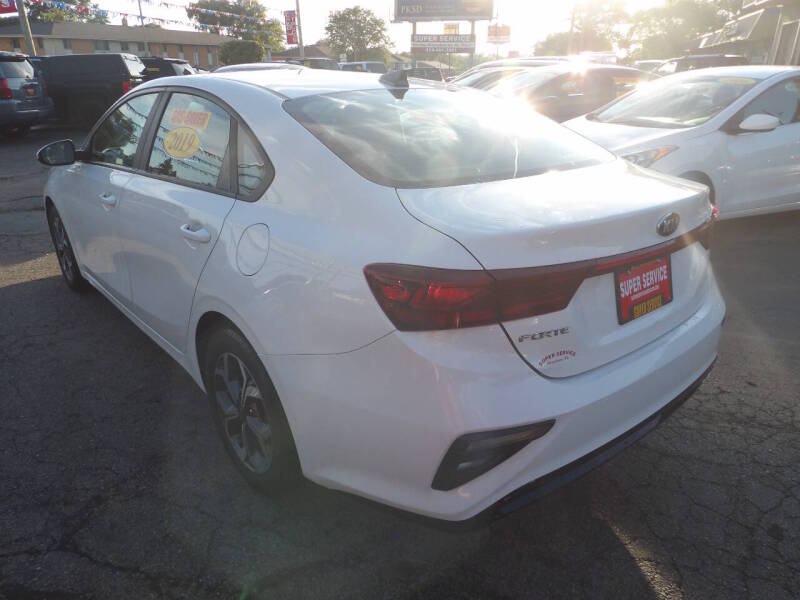 kia forte 2019 3KPF24AD1KE056147 image kia forte 2019 3KPF24AD1KE056147 image