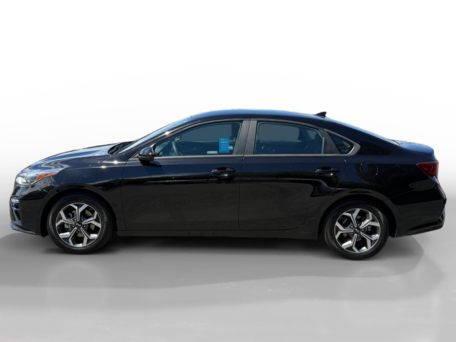 kia forte 2019 3KPF24AD0KE084800 image kia forte 2019 3KPF24AD0KE084800 image