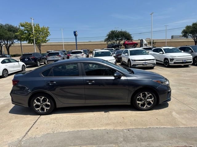 kia forte 2019 3KPF24AD0KE059427 image kia forte 2019 3KPF24AD0KE059427 image