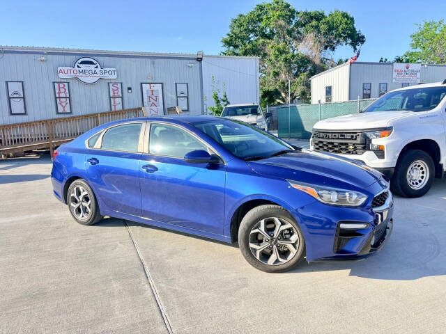 kia forte 2019 3KPF24AD8KE119616 image kia forte 2019 3KPF24AD8KE119616 image