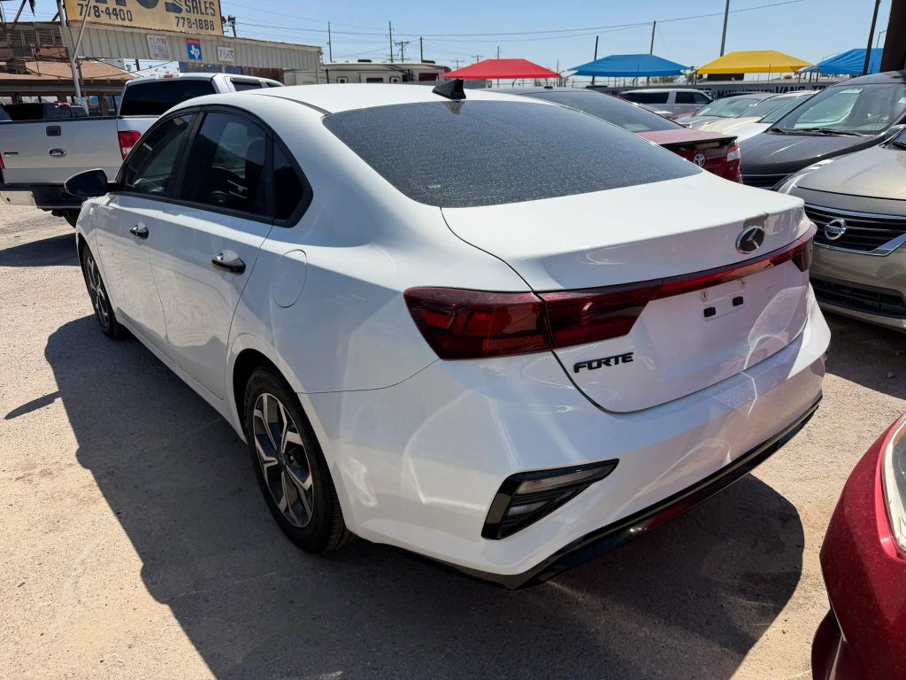 kia forte 2019 3KPF24AD0KE011703 image kia forte 2019 3KPF24AD0KE011703 image
