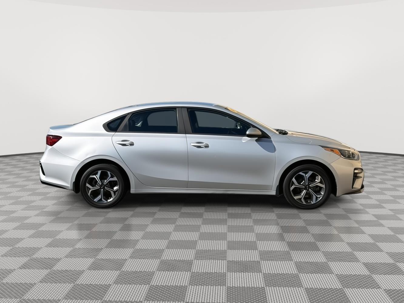 kia forte 2019 3KPF24AD5KE059665 image kia forte 2019 3KPF24AD5KE059665 image