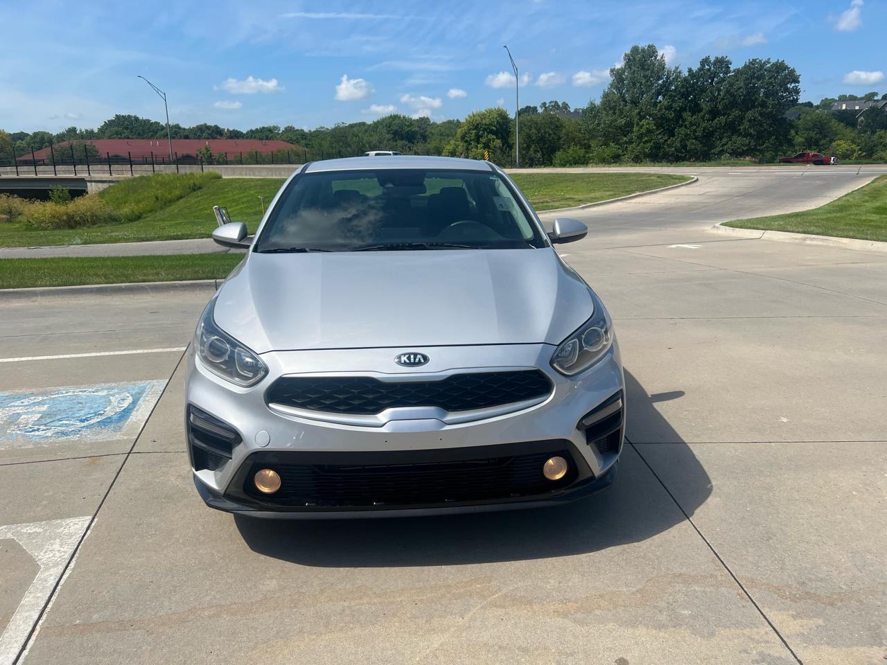 kia forte 2019 3KPF24AD4KE135277 image kia forte 2019 3KPF24AD4KE135277 image