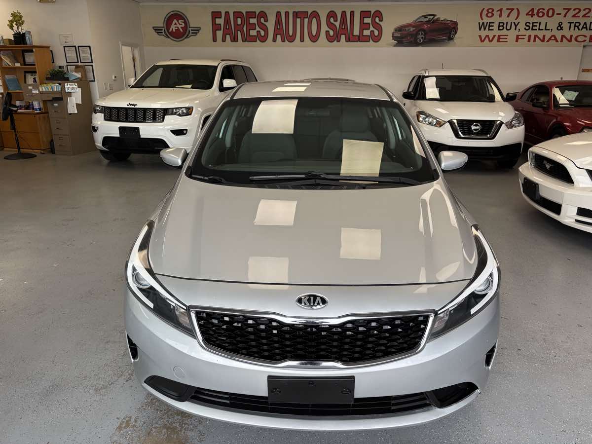 kia forte 2018 3KPFK4A75JE244050 image kia forte 2018 3KPFK4A75JE244050 image
