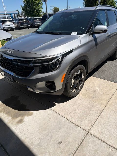 kia seltos 2026 KNDER2AA9T7930229 image kia seltos 2026 KNDER2AA9T7930229 image