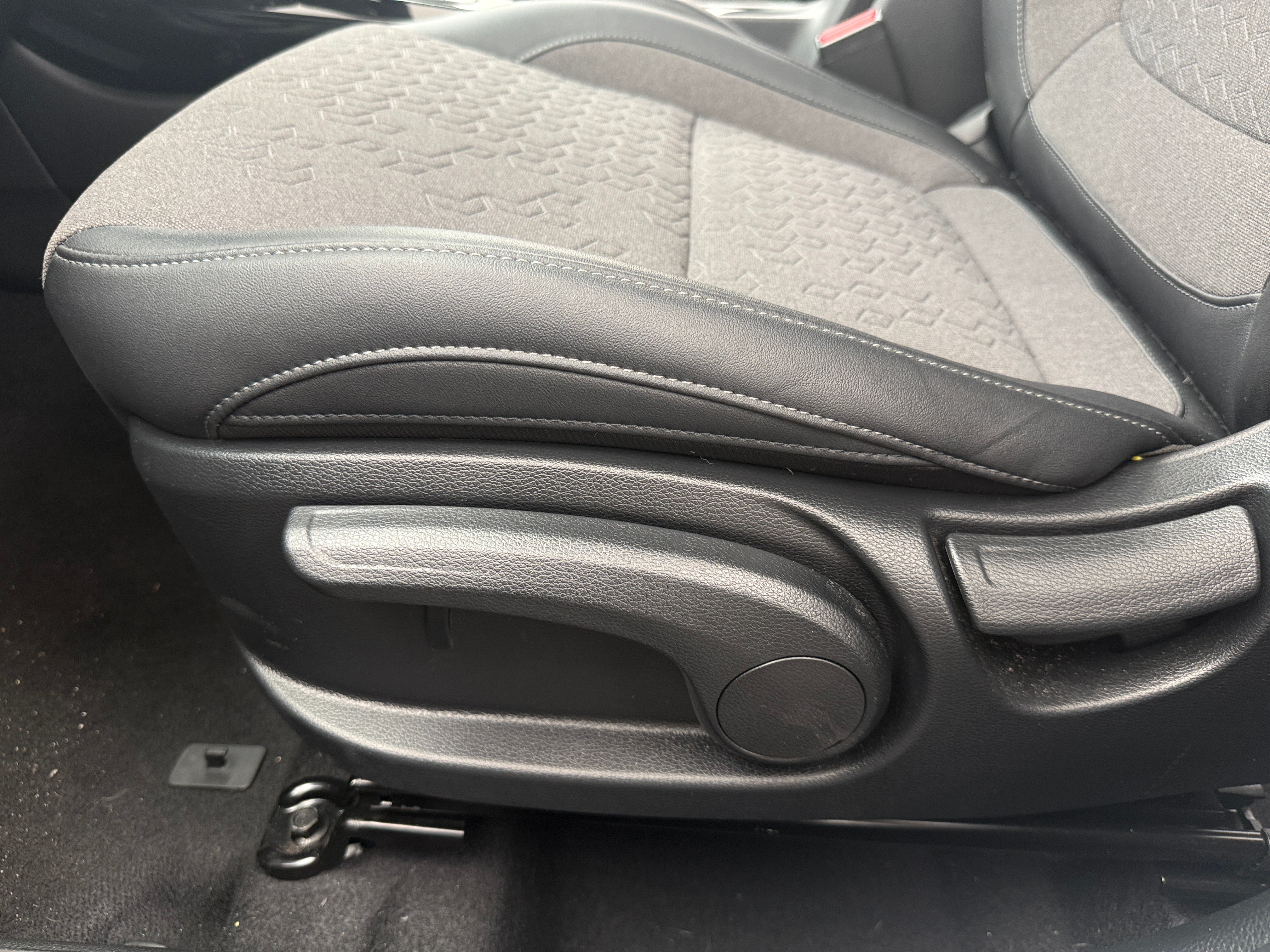 kia seltos 2026 KNDEU2AA9T7869530 image kia seltos 2026 KNDEU2AA9T7869530 image
