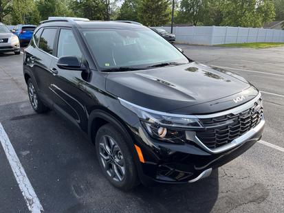 kia seltos 2024 KNDEU2AA7R7543394 image kia seltos 2024 KNDEU2AA7R7543394 image