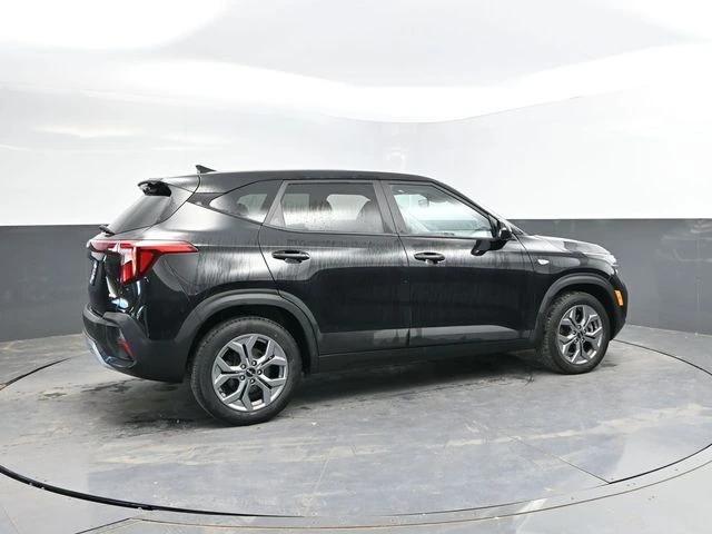 kia seltos 2024 KNDEPCAA1R7530685 image kia seltos 2024 KNDEPCAA1R7530685 image