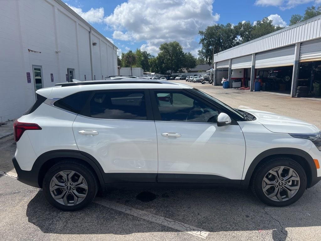 kia seltos 2024 KNDEU2AAXR7599782 image kia seltos 2024 KNDEU2AAXR7599782 image
