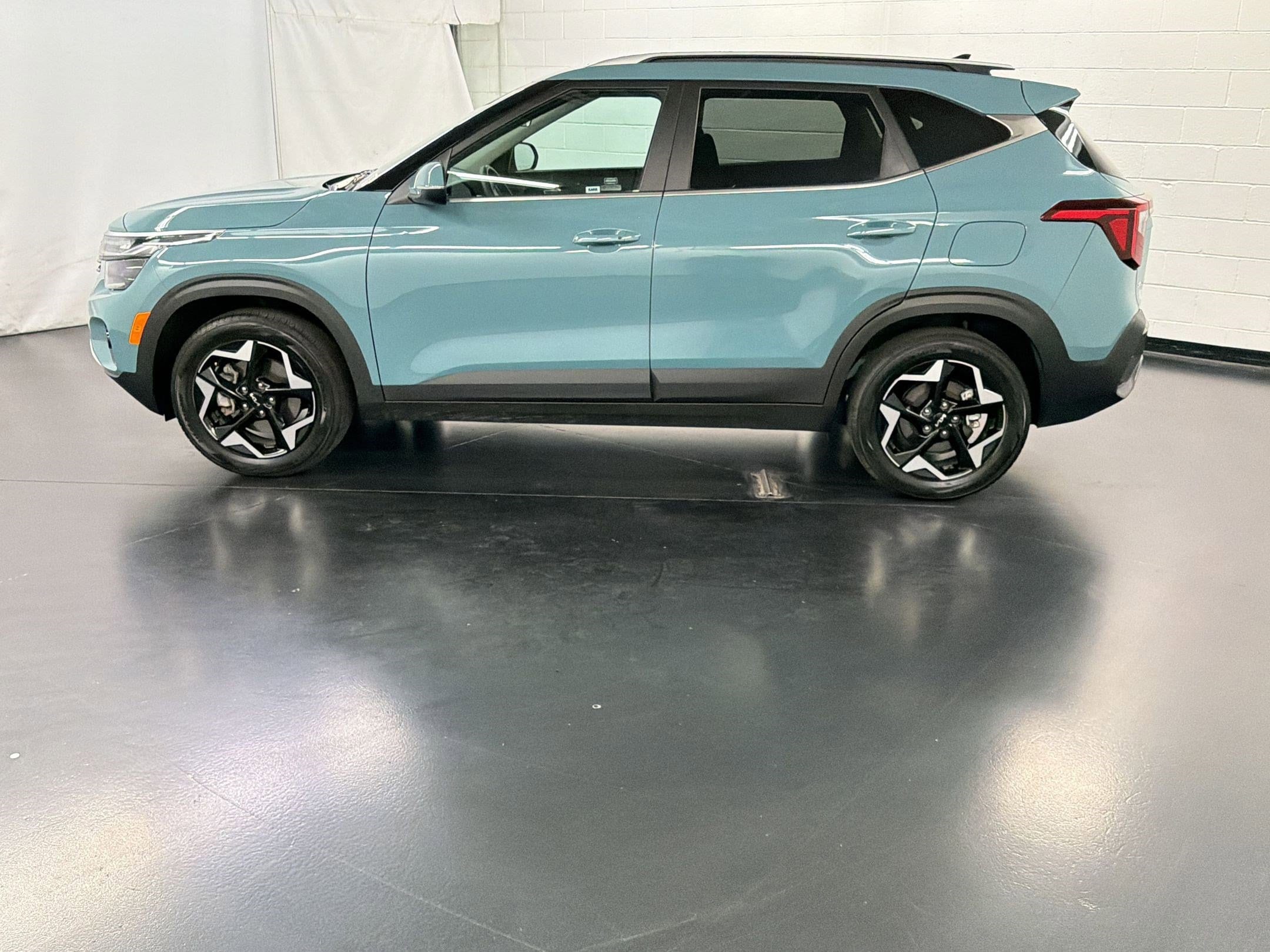 kia seltos 2025 KNDERCAA6S7676001 image kia seltos 2025 KNDERCAA6S7676001 image