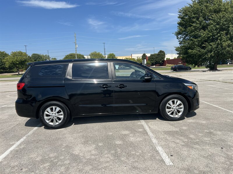 kia sedona 2016 KNDMA5C15G6184567 image kia sedona 2016 KNDMA5C15G6184567 image