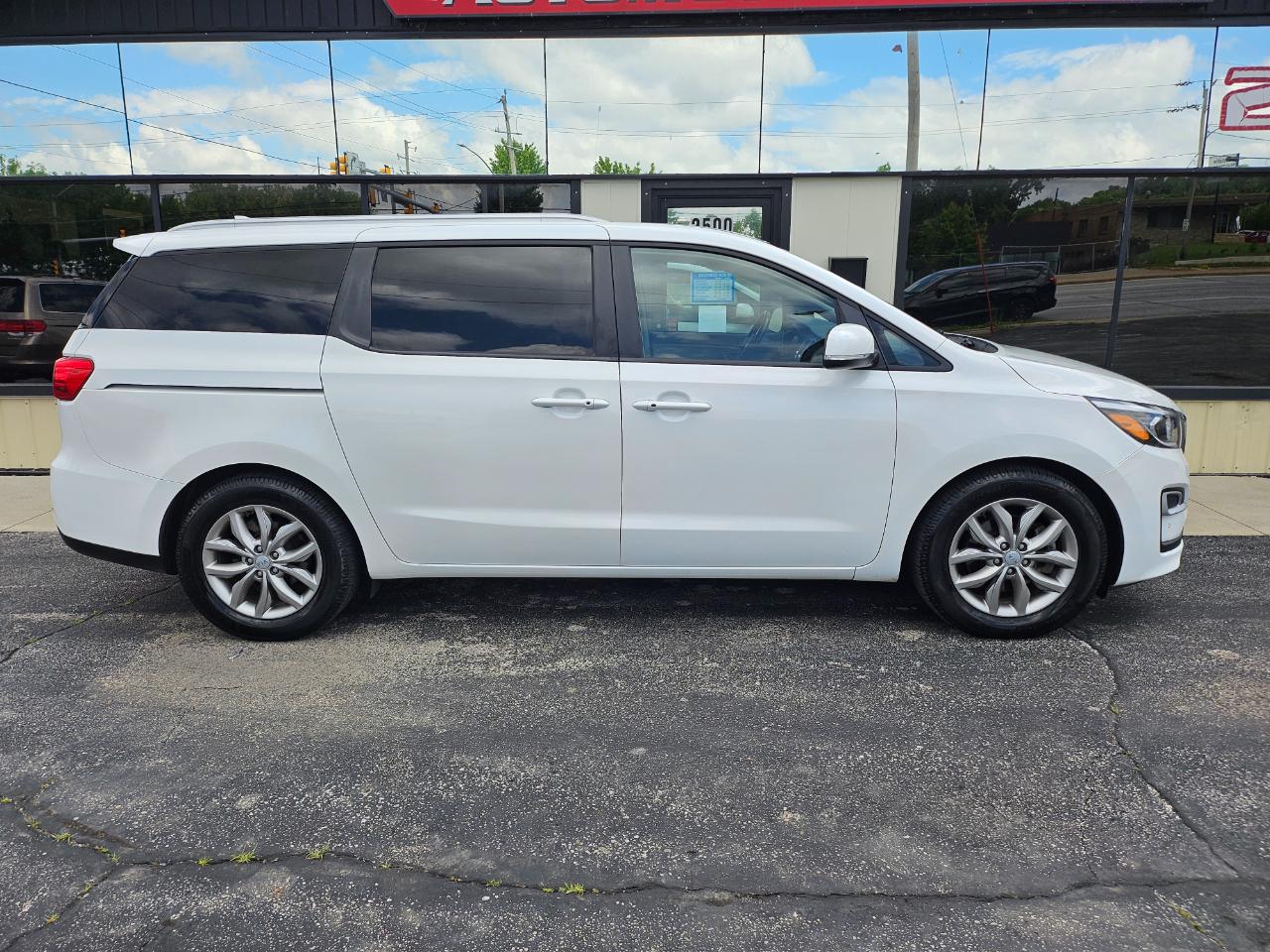 kia sedona 2019 KNDMB5C12K6512274 image kia sedona 2019 KNDMB5C12K6512274 image