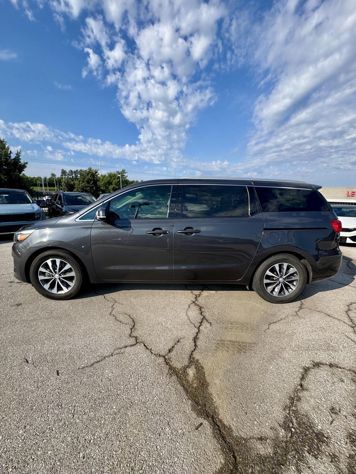 kia sedona 2018 KNDMC5C1XJ6422737 image kia sedona 2018 KNDMC5C1XJ6422737 image