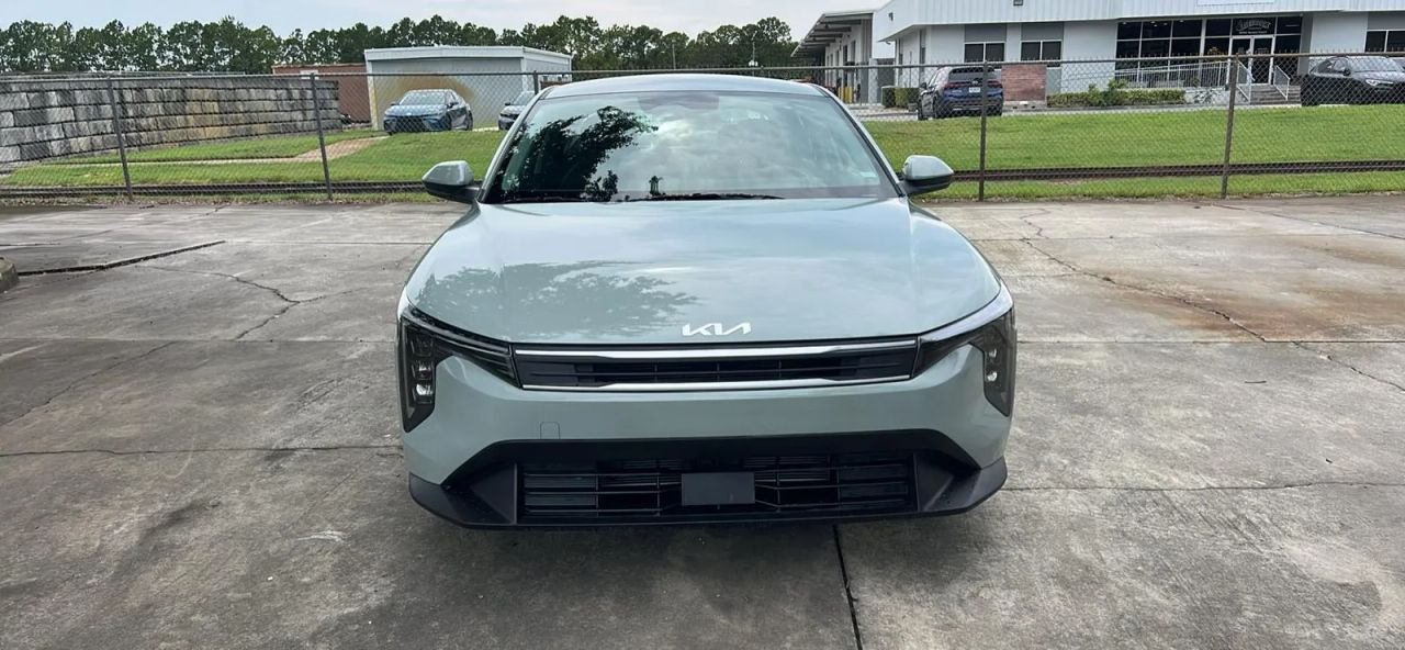 kia k4 2026 3KPFT4DE2TE292714 image kia k4 2026 3KPFT4DE2TE292714 image