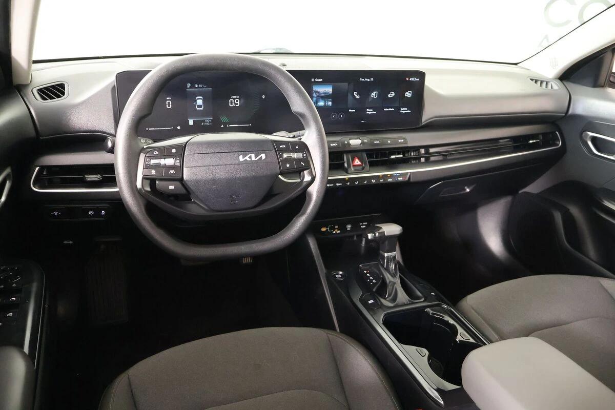 kia k4 2025 3KPFT4DE7SE034977 image kia k4 2025 3KPFT4DE7SE034977 image